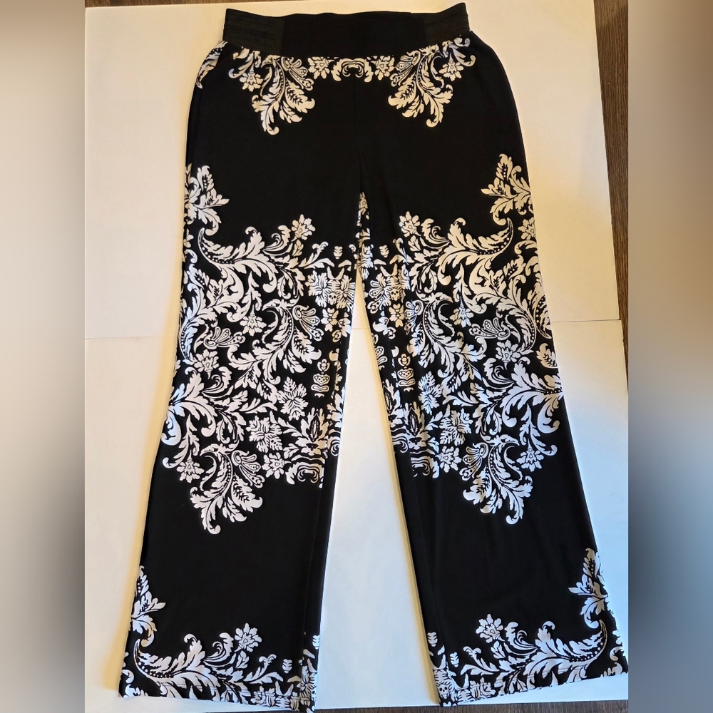 Women's INC International Concepts Black and White Wide Leg Pants